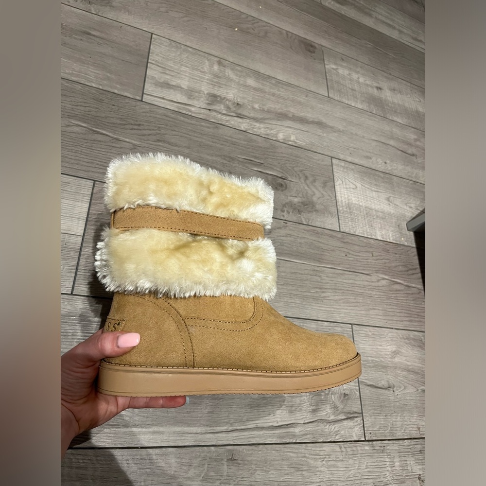 🤎Beautiful GUESS boot🤎 - Picture 7 of 9